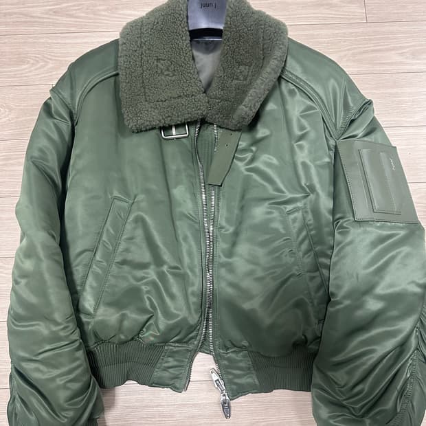 준지 여성 21fw 무스탕 봄버 올리브 36