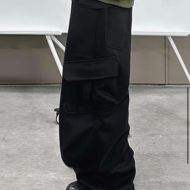 [OS] 카미엔 오블리크 스웻 팬츠 블랙