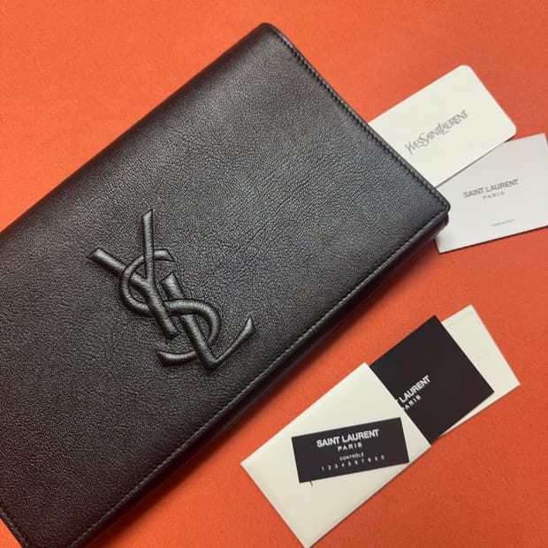 생로랑 벨드쥬르 클러치 (정품)