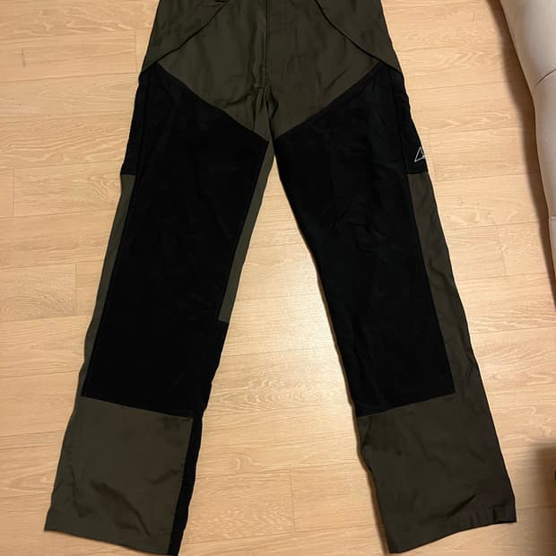 로아 하이킹 팬츠