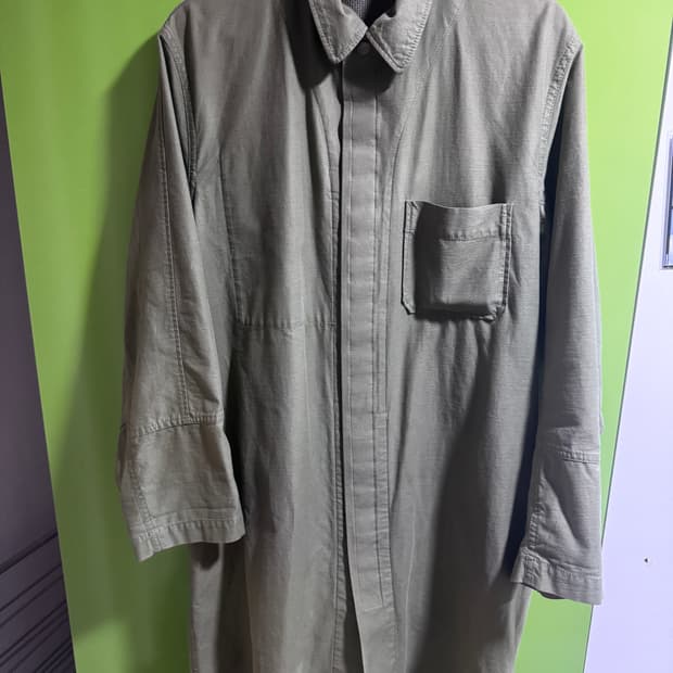 얀얀반에쉐 밀리터리 코트