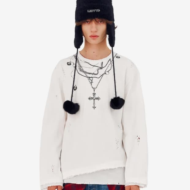 레씨토 사진 속 상의 구합니다.