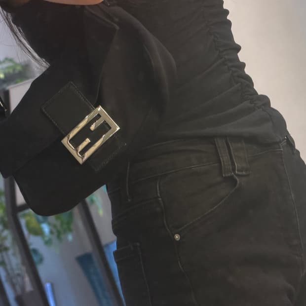 펜디 빈티지 바게트 나일론 숄더백