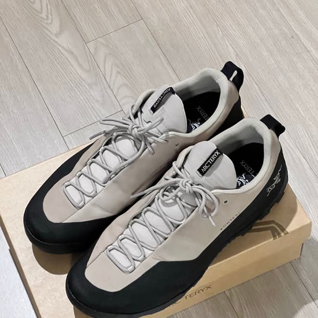 아크테릭스 컨실 25fw 290