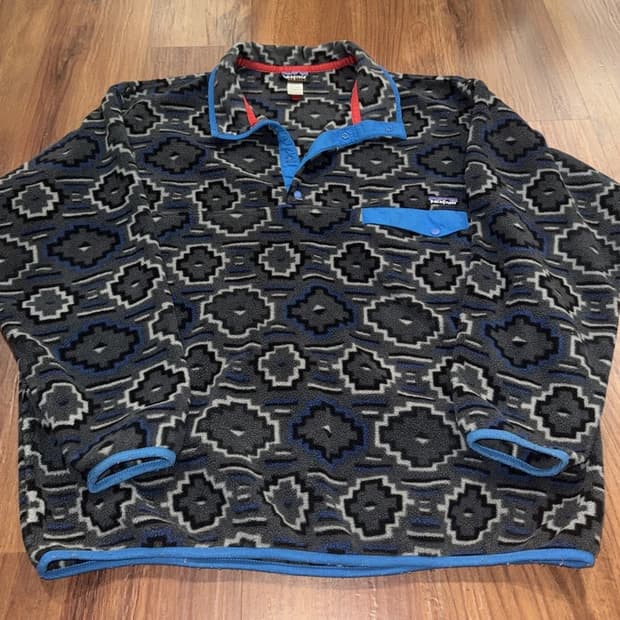 14FW 파타고니아 신칠라 스냅-T 아즈텍 블루/그레이