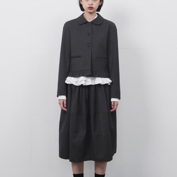 오헤시오 라운드 프릴자켓 블랙 