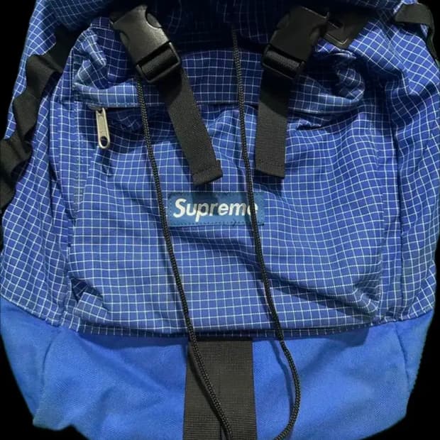 슈프림09FW백팩