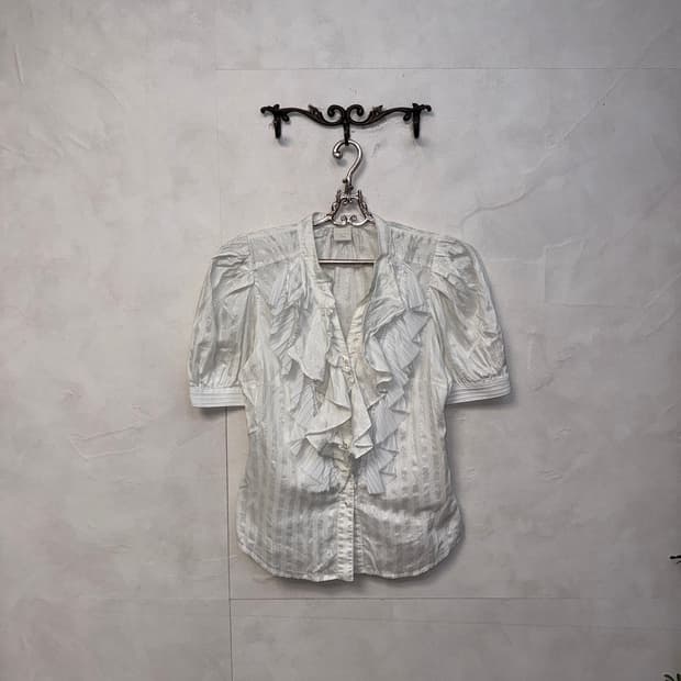 GGPX white glitter stripe frill puff bl