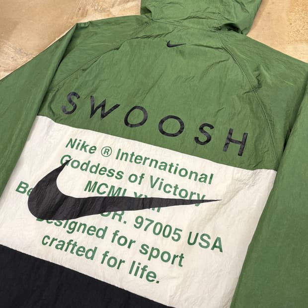 M 나이키 더블 스우시 자켓 