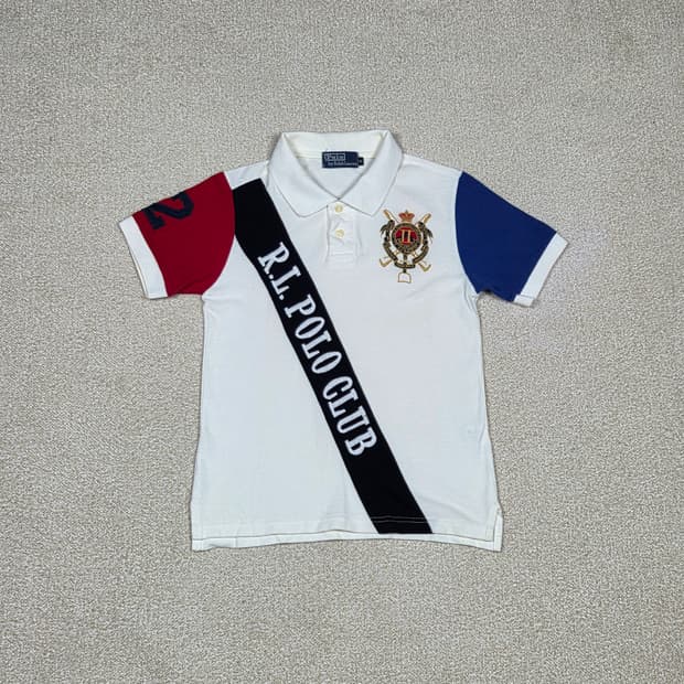 [폴로 랄프로렌] RL 폴로 클럽 사선 배색 카라 티셔츠 | S00070