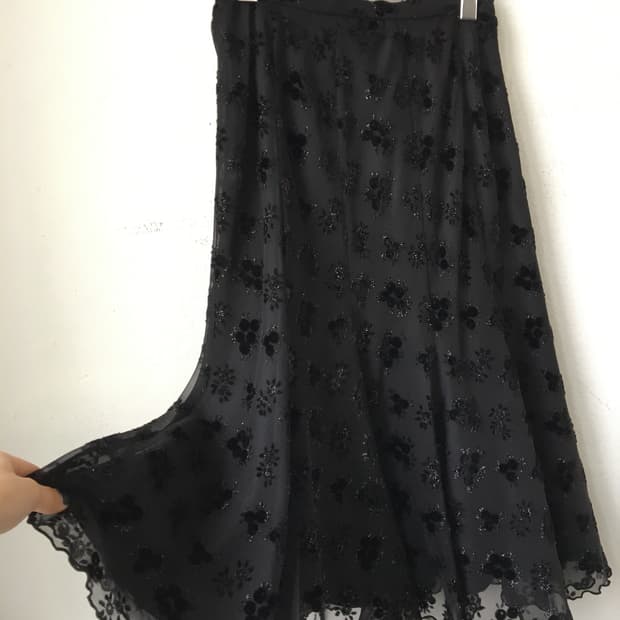 Glitter flower pattern flare skirt