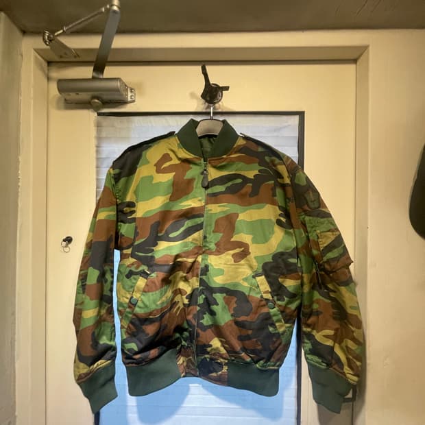 밀리터리 자켓 100사이즈 