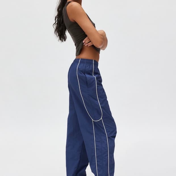 Urban outfitters bdg 파라슈트 나일론 팬츠 블랙 S