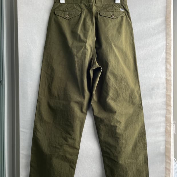 엔즈엔드민즈 아미 치노