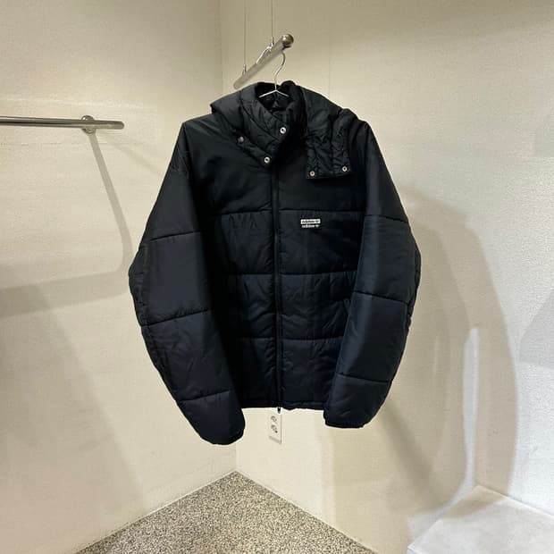 아디다스 후드 패딩