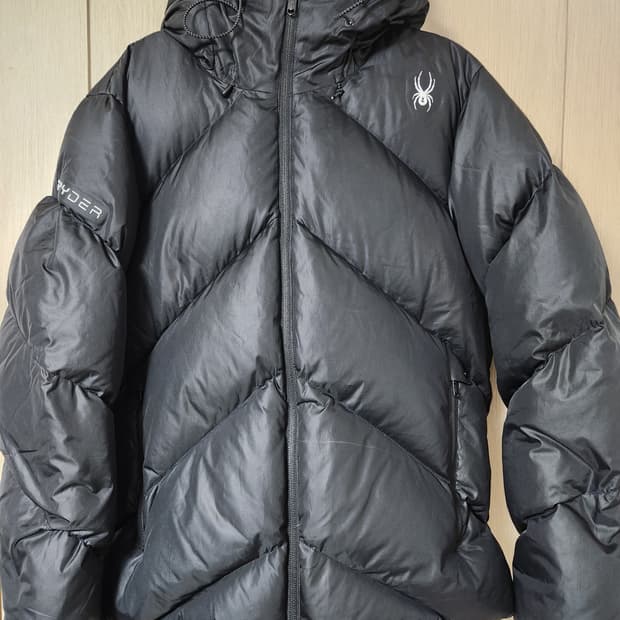 스파이더 사선 퀼팅 구스 다운 자켓 블랙 사이즈S(90)