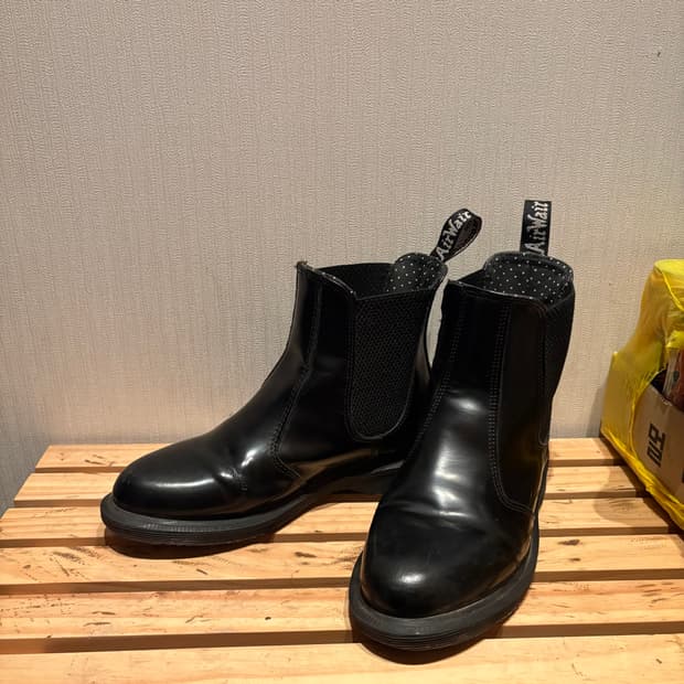 닥터마틴 플로라 첼시부츠 UK4