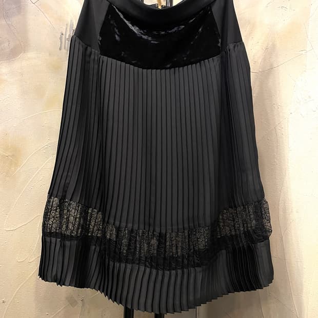 도나 카란 플리츠 레이스 스커트