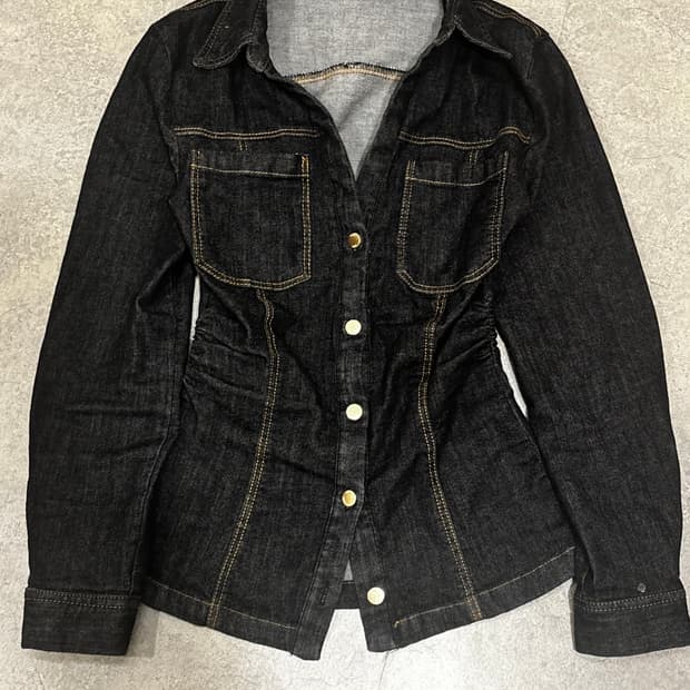 Zara 데님 셔츠 몸매보정