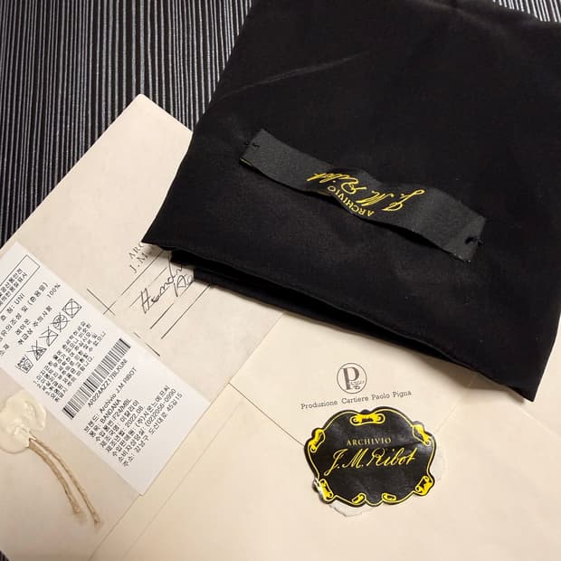 Archivio j.m. Ribot 스카프