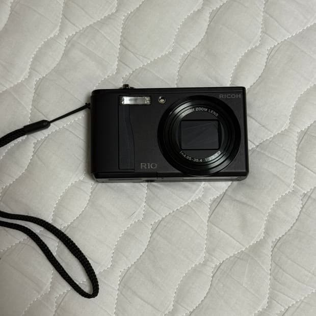 (풀박스/미품)리코 R10 블랙 