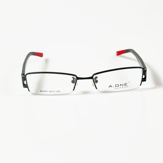 A.ONE 블랙 메탈 반무테 스퀘어 프레임 빈티지 안경