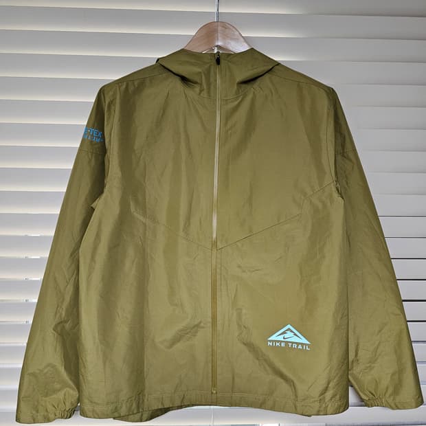 나이키 고어텍스 트레일 러닝 자켓 바람막이 L(100)
