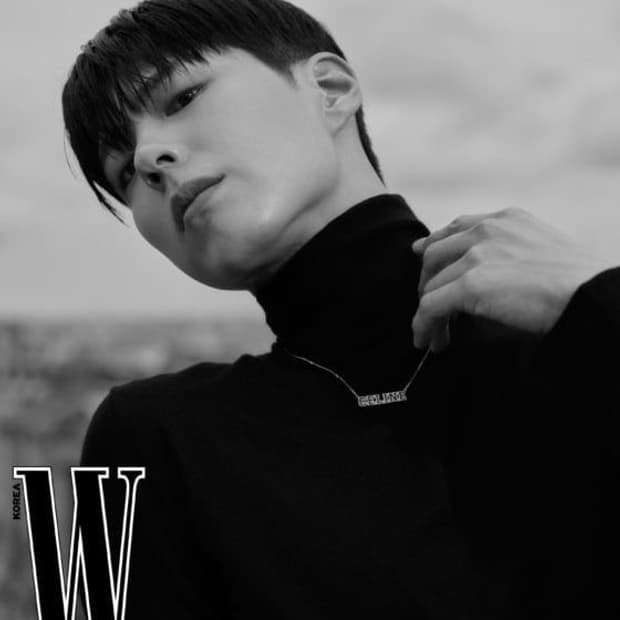 [박보검님 착용] 셀린느 22fw 보이돌 유니버시티 목걸이