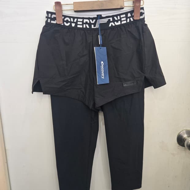 M,95,택있는 새상품) Discovery 디스커버리 레깅스 7부 반바지