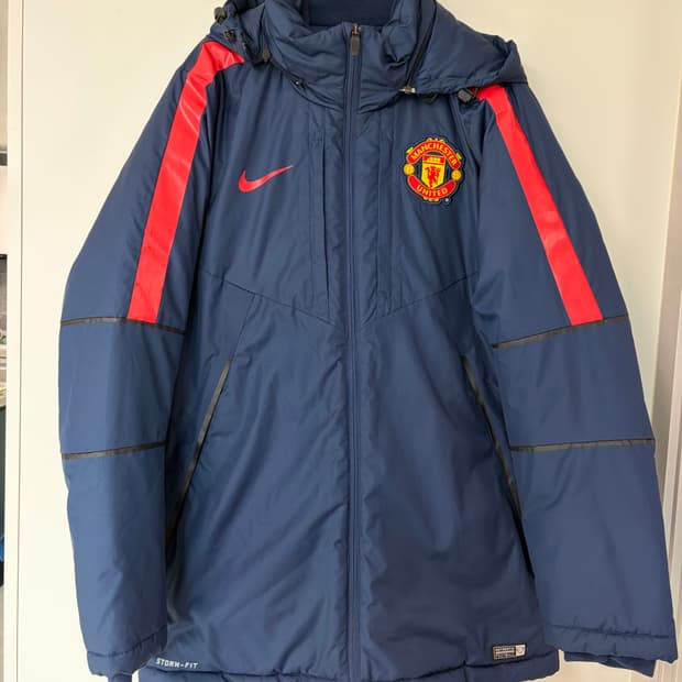 나이키 맨체스터유나이티드 미드필드 자켓 L