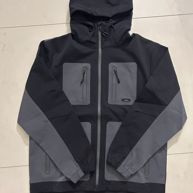 LATITUDE DRILL JACKET 라티튜드 재킷 FOA404806