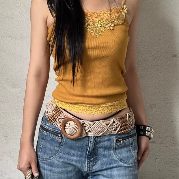 Yellow flower pattern sleeveless