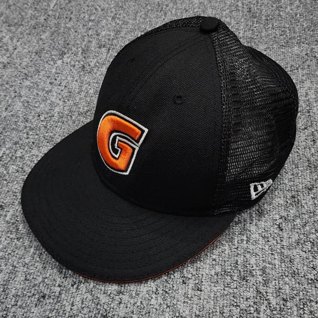 뉴에라 롯데 자이언츠 매쉬 볼캡 트러커캡 모자 56.8