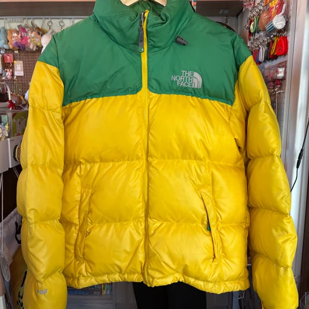 노스페이스 눕시 700 패딩 옐로우그린