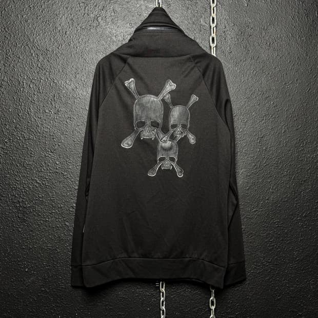 Roen – Skull Leather Patch Zip Hoodie