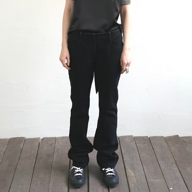 새상품) 데어드 로우라이즈 커브드 진 low rise jeans