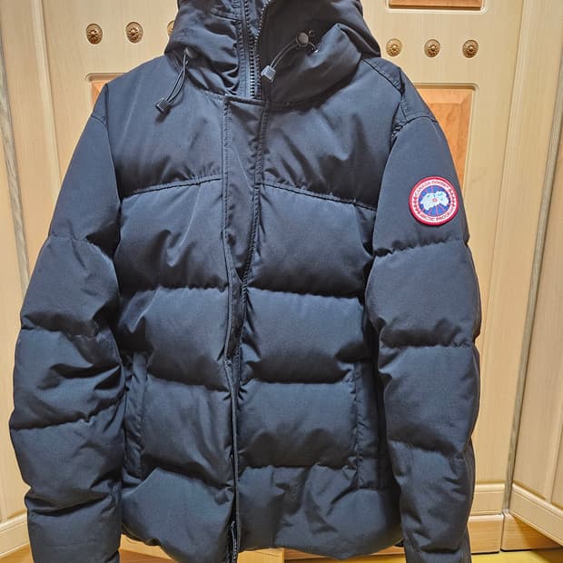 캐나다구스 맥밀란 2xl 판매합니다