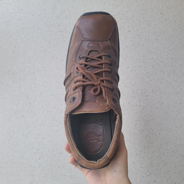 닥터마틴 브라운 eu43 275 280