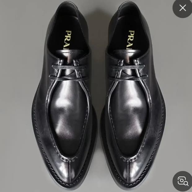 프라다 테라코타 구두 블랙 6.5사이즈