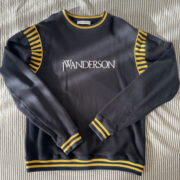 JW ANDERSON sweat shirts