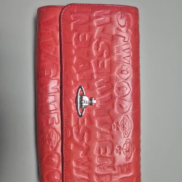 비비안웨스트우드 로고 엠보스 레더 장지갑