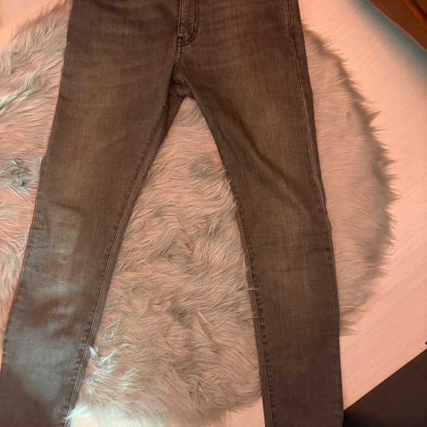 생로랑 에디슬리먼 블랙진