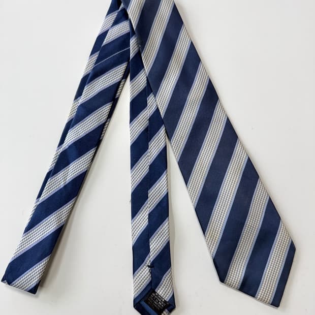 알프레도 베레타(Alfredo Beretta) 실크 넥타이 8.3cm