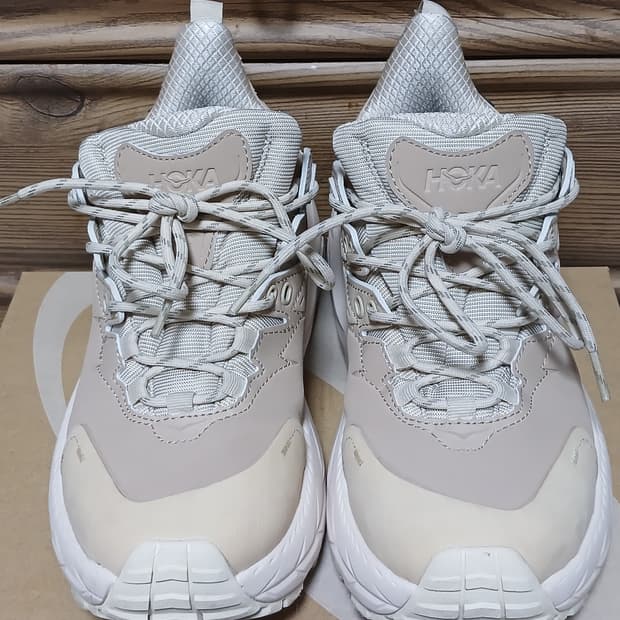 호카 카하 2 로우 GTX 트레킹화(255mm) 