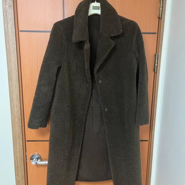 리스트 리버시블 양면 무스탕 카키