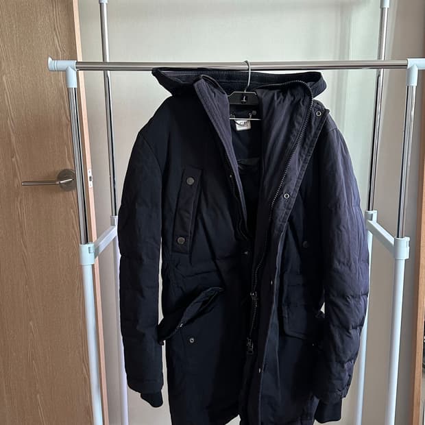 Cp컴퍼니 패딩 95사이즈