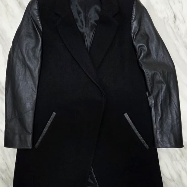 띠어리 가죽 믹스 코트