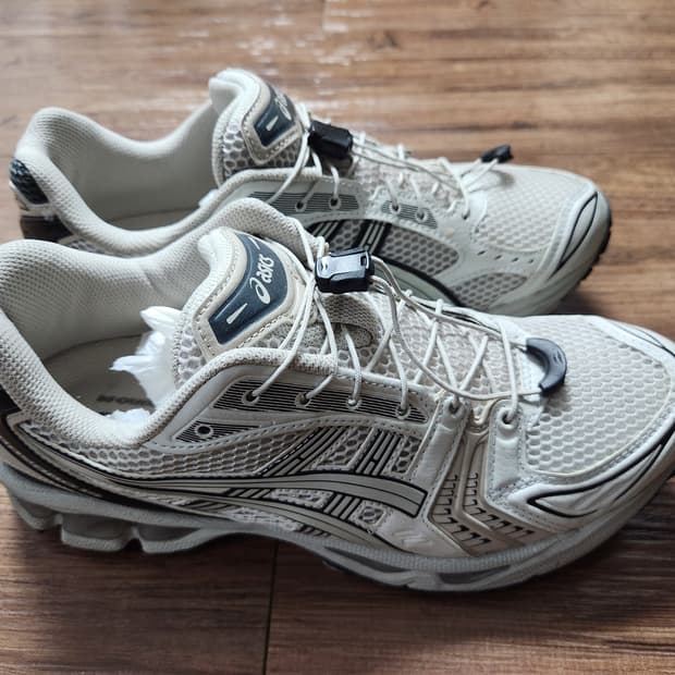 아식스 언리미티드 젤카야노14 스모크그레이 260사이즈