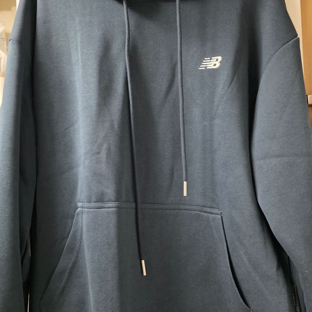 뉴발란스 블랙 후드티