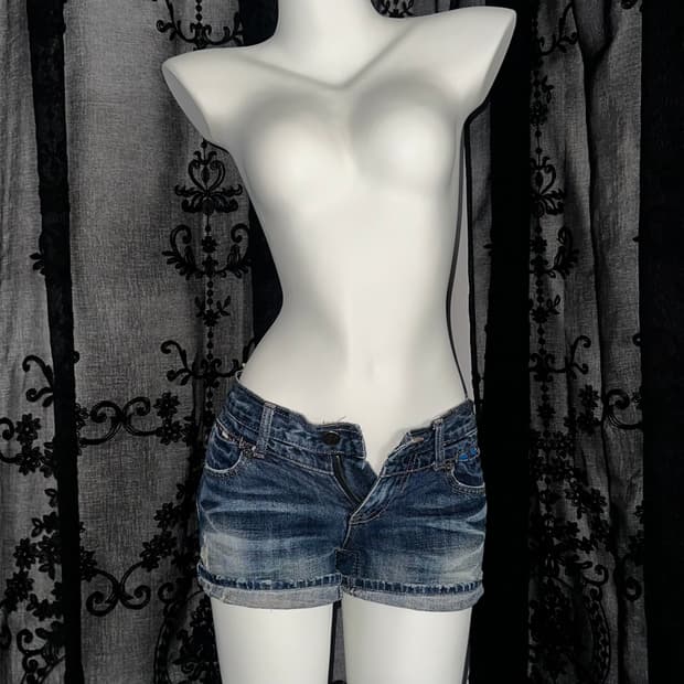 blue washed plaid trim denim shorts
